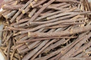 Read more about the article How To Harvest and Dry Licorice Roots