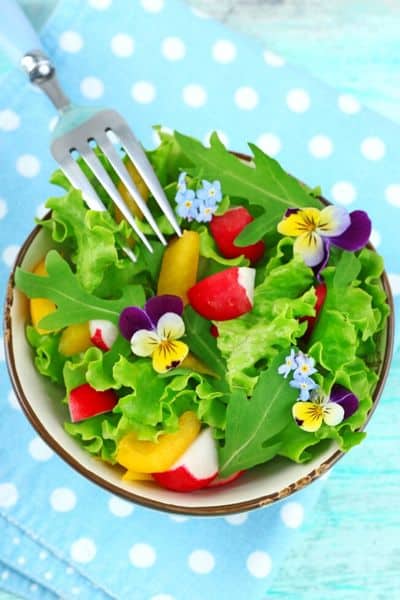 viola flower salad